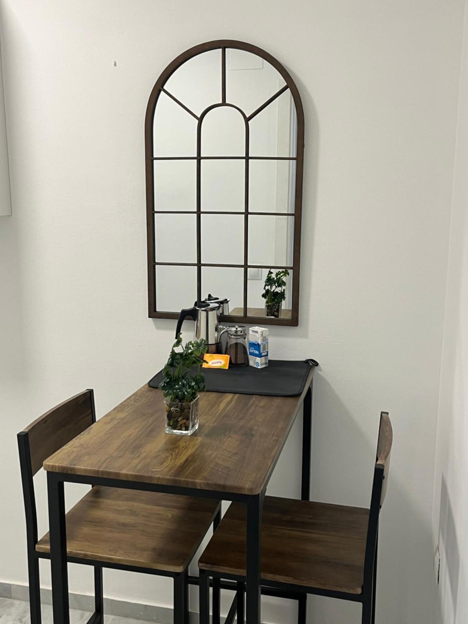 Triana Pelay Suites Sevilla Dış mekan fotoğraf