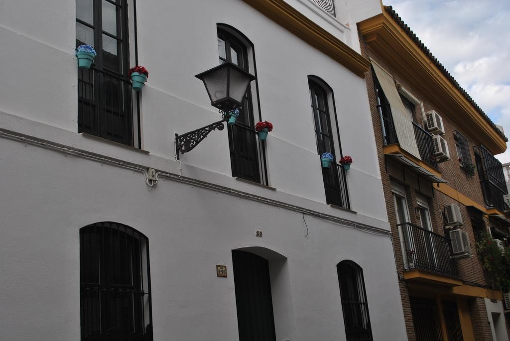 Triana Pelay Suites Sevilla Dış mekan fotoğraf